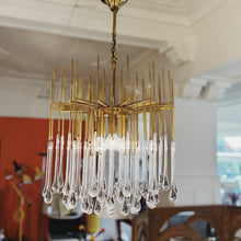 Load image into Gallery viewer, SCIOLARI STYLE / Italian Raindrop Chandelier