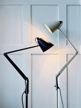 Load image into Gallery viewer, PLANET / Studio K Floor Lamp - Black