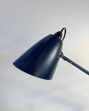 Load image into Gallery viewer, PLANET / Studio K Desk Lamp - Navy