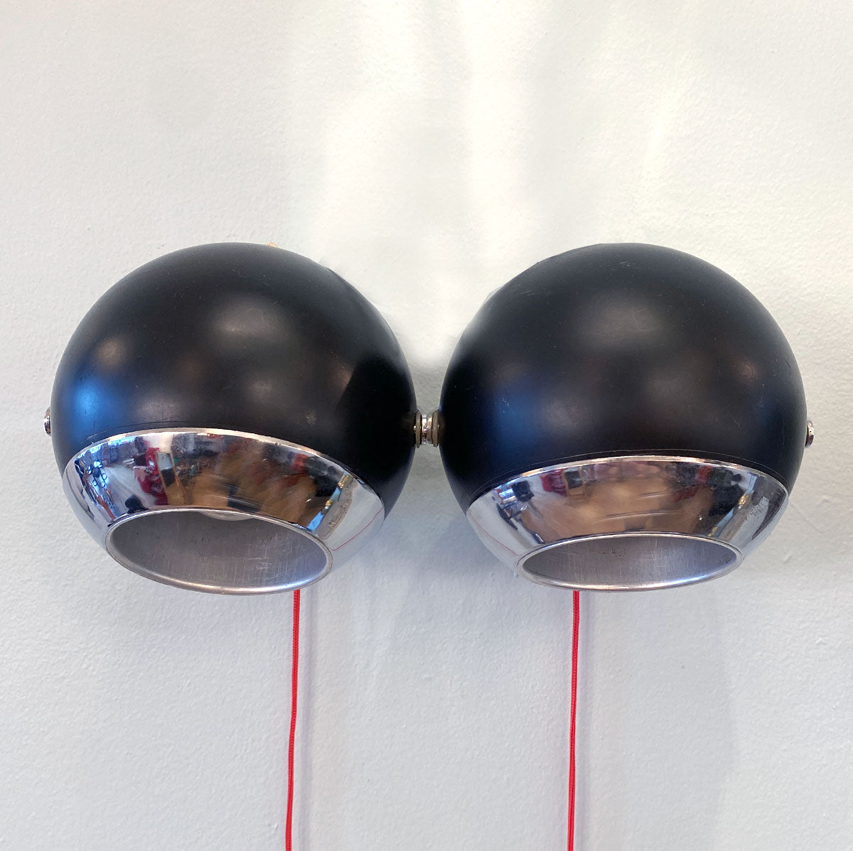 EYEBALL / Vintage Pull String Wall Lights Domestic Fantasies