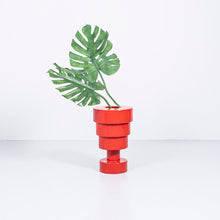Load image into Gallery viewer, KARTELL / Red Calice Vase By Ettore Sottsass