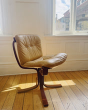 Load image into Gallery viewer, JOE RUFENACHT / 1970s Danish Deluxe Dining Setting