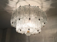 Load image into Gallery viewer, BAROVIER e TOSO / 1950s Mattonella Murano Glass Chandelier