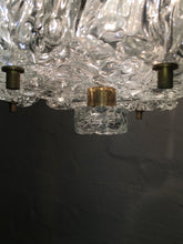 Load image into Gallery viewer, BAROVIER e TOSO / 1950s Mattonella Murano Glass Chandelier