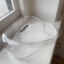 Load image into Gallery viewer, GUZZINI / Feeling Fresh Tray Dome + Chopping Board by Robin Levien