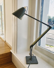 Load image into Gallery viewer, PLANET LAMP / Studio K Desk Lamp - Grey