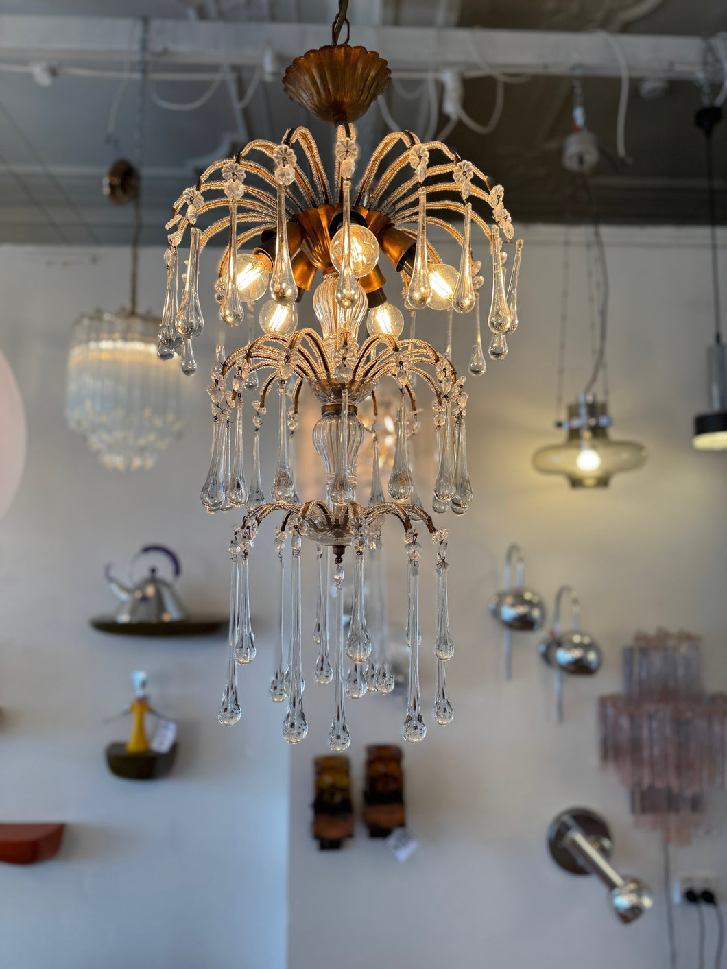 VINTAGE / Italian Waterfall Teardrop Chandelier