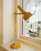 Load image into Gallery viewer, OSLO / 1960s Lemon 🍋 Desk Lamp
