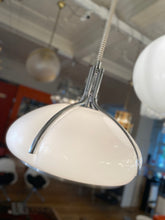 Load image into Gallery viewer, GUZZINI / Quadrifoglio Pendant by Gae Aulenti
