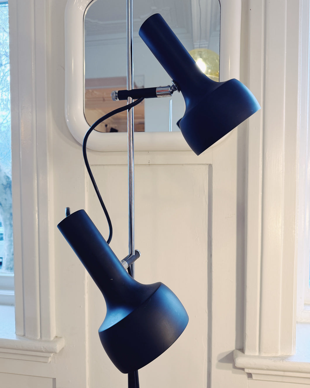 OSLO AUSTRALIA / Dual Head Floor Lamp - Matte Black