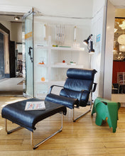 Load image into Gallery viewer, YRJÖ KUKKAPURO / 1970’s Remmi Black Leather Lounge chair + Ottoman
