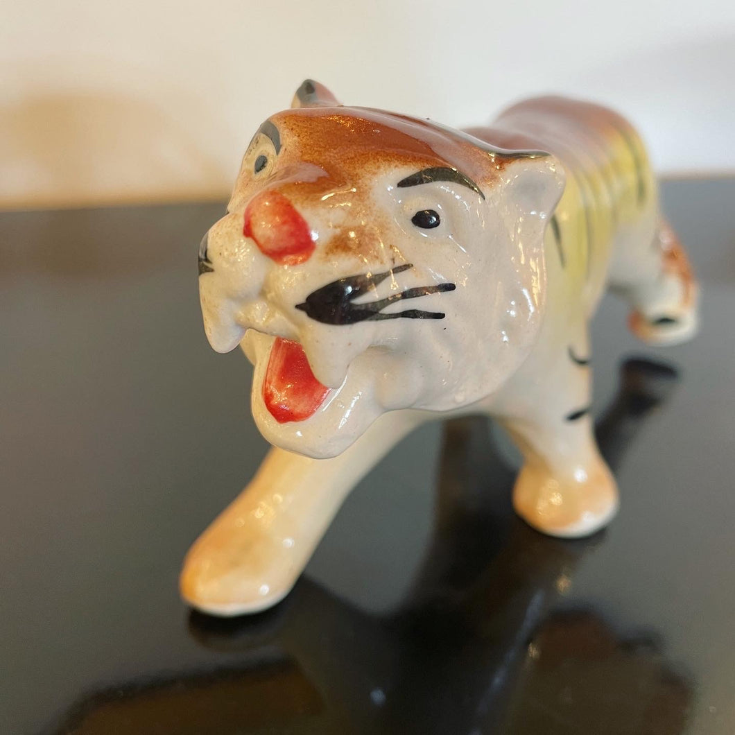 VINTAGE / 1970s Japanese Ceramic Roaring Tiger