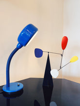 Load image into Gallery viewer, VINTAGE / Retro Gooseneck Desk Lamp - Blue
