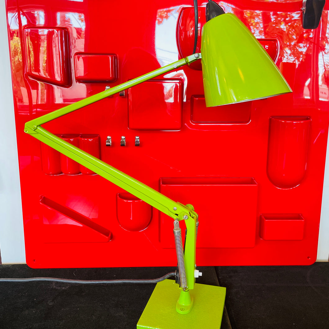 PLANET / Studio K Desk Lamp - Kiwi Green