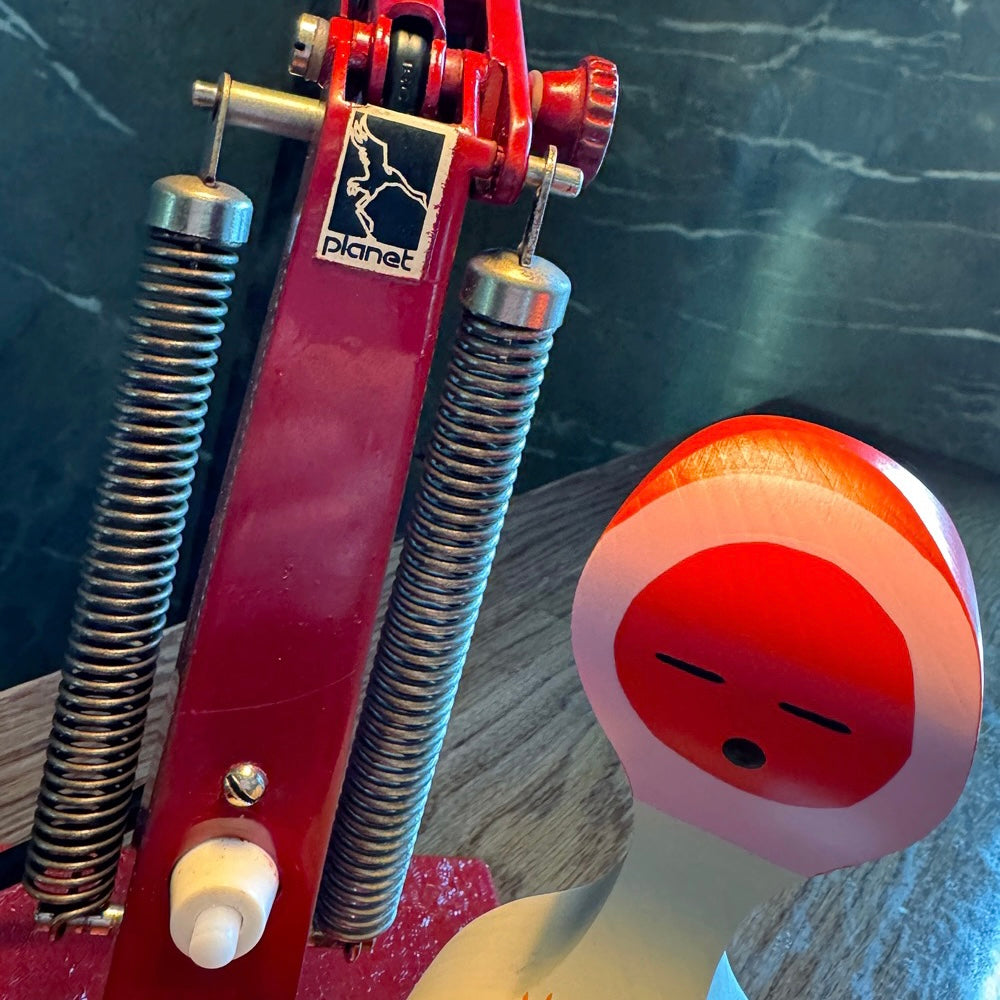 PLANET / Studio K Desk Lamp - Apple Red