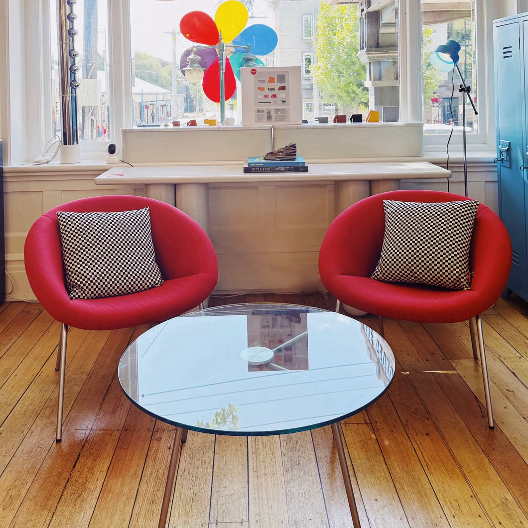 KNOLL / 369 Tub Chairs & Table Three Piece Setting by Walter Knoll