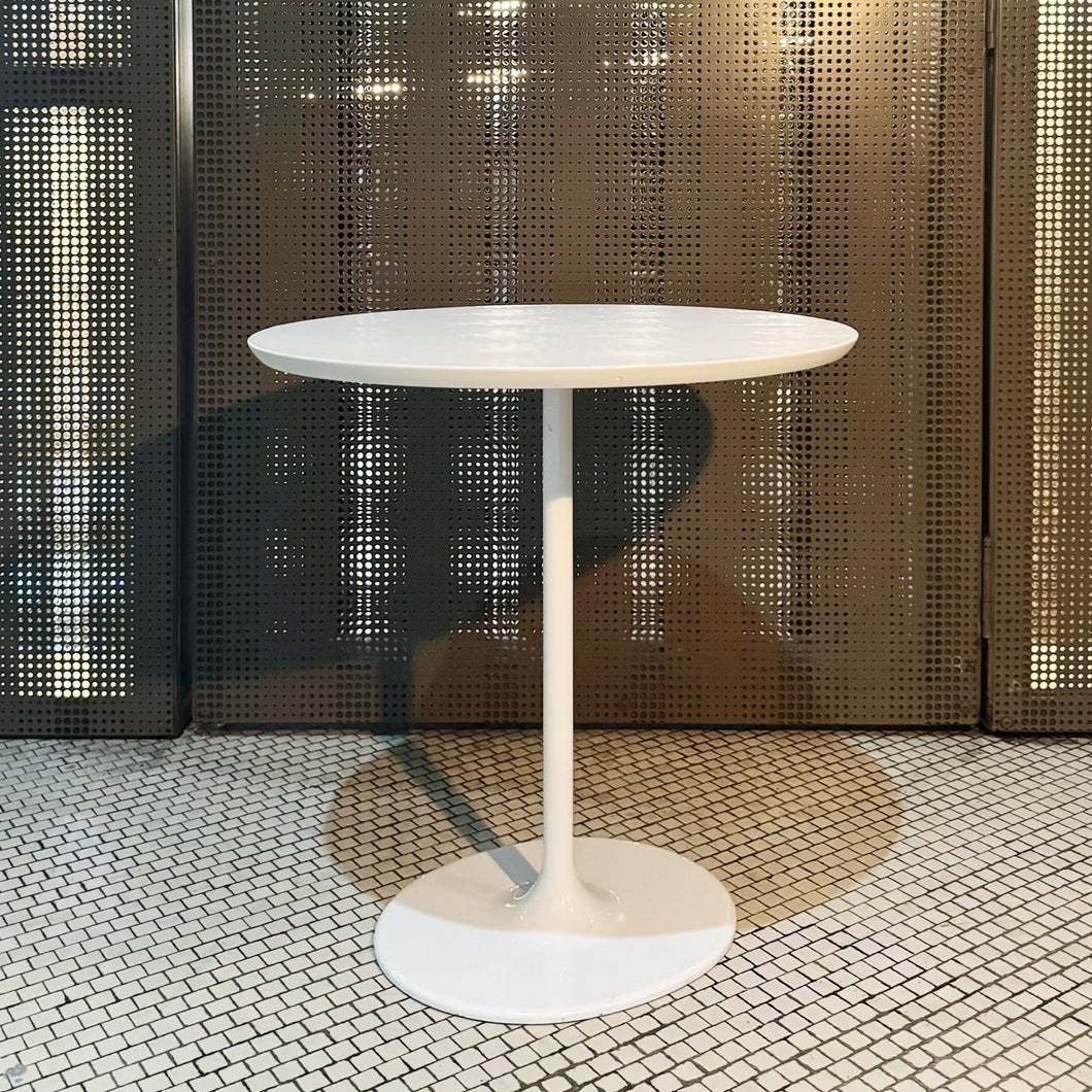 ARPER /  Dizzie Side table by Lievore Altherr Molina