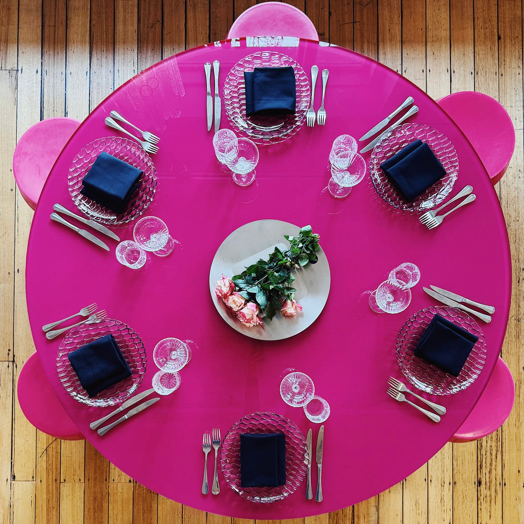POST MODERN / Round Magenta Pink Glass Dining Table