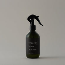 Load image into Gallery viewer, MANISANTE Ambience Room Spray - Petigrain 250 ml
