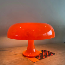 Load image into Gallery viewer, FANTASY #246 / Artemide / Nessino table lamp
