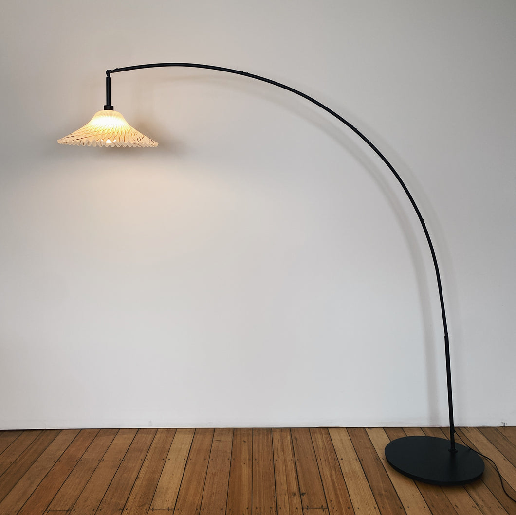 FANTASY #270 / Frill Shade Arch Floor Lamp