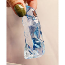 Load image into Gallery viewer, FANTASY #265 / Resin Lightweights - Crystal Blue
