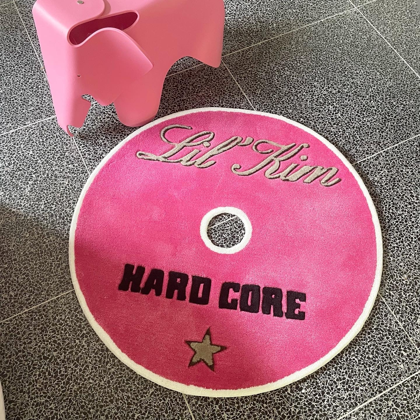 Lil Rug FANTASY #254 / Curves by Sean Brown Lil Kim 'Hard Core' CD Rug ...